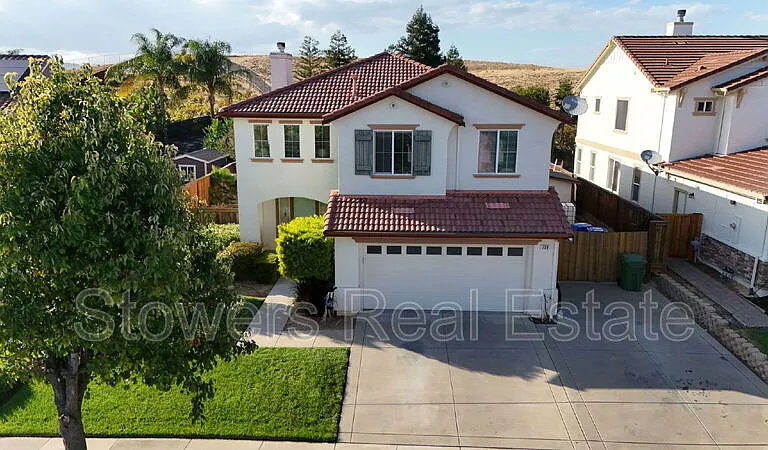 729 Copperfield Ct — Photo 35