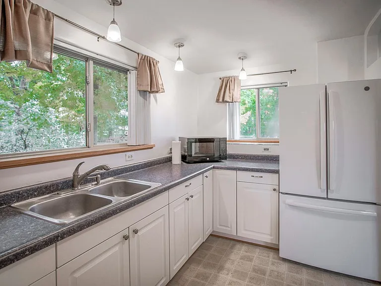5411 N 225 W — Photo 24