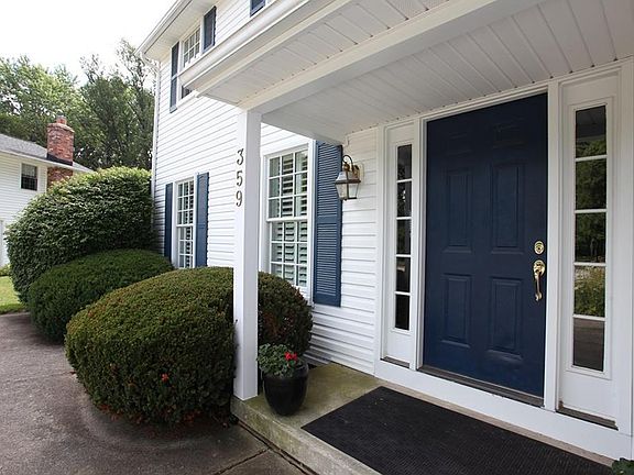 3rd image of 359 Bar Harbor Dr