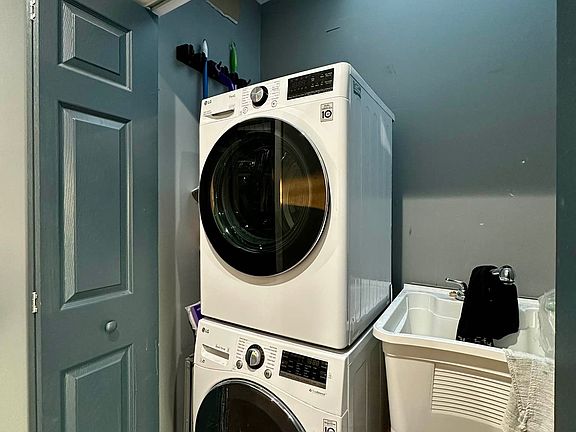 5th image of 24-27 35th St #2F