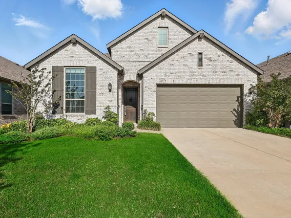 2805 Upland Trail Ln, Aubrey, TX 76227