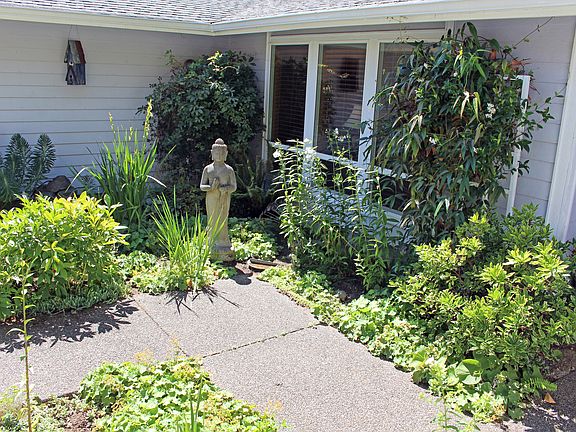 3rd image of 3113 Woodland Ct SW