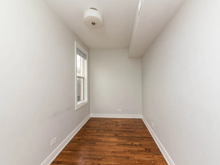 2045 N Wolcott Ave #2R — Photo 10