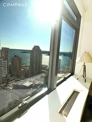 Rented by Compass | media 18