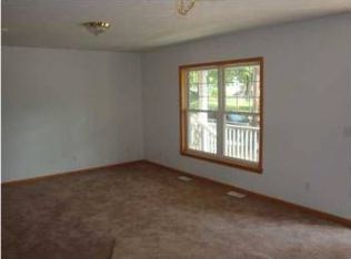 1042 Logan St SE, Grand Rapids, MI 49506