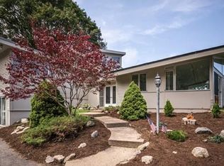 60 Reservoir Rd, Cohasset, MA 02025