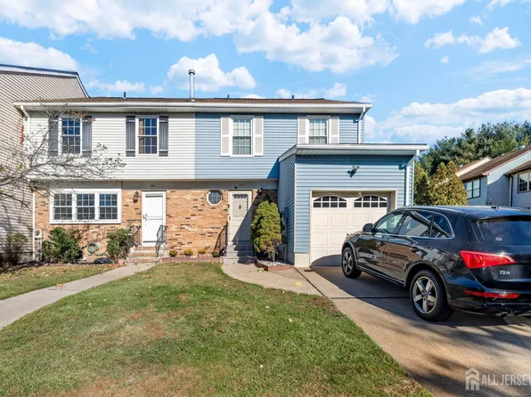 130 Pendleton Pl, Old Bridge, NJ 08857