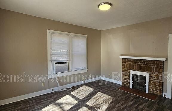 2nd image of 714 Tucker St