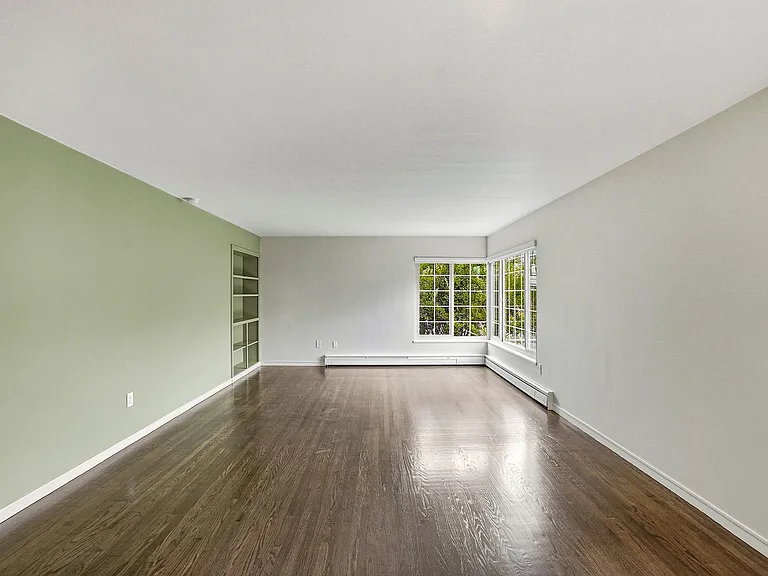 405 Bellevue Ave — Photo 8