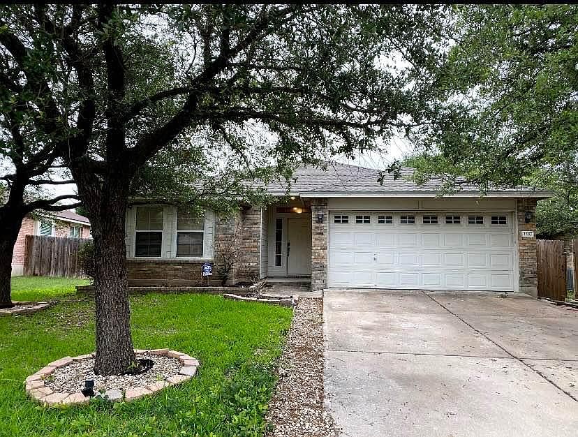 1st image of 3587 Rock Shelf Ln