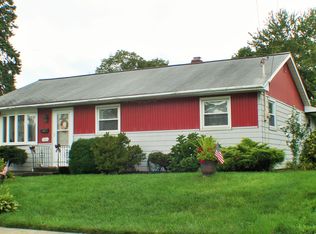 2007 9th St, Rensselaer, NY 12144