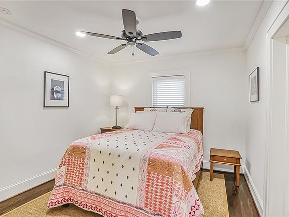 5th image of 728 Antone St NW