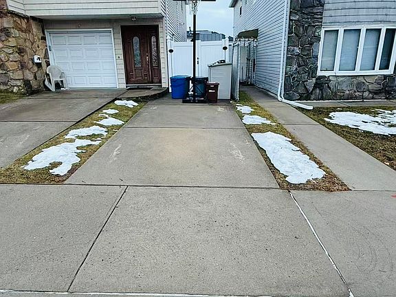2nd image of 38 Bowdoin St #1