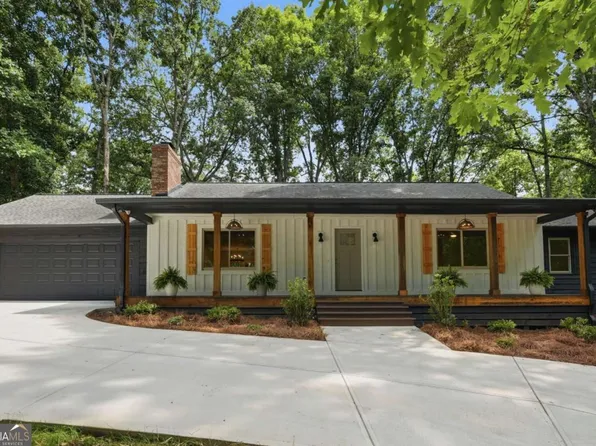3411 Lake Ridge Pl, Gainesville, GA 30506