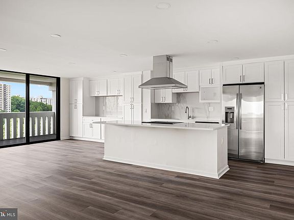 3rd image of 6101 Edsall Rd APT 1212