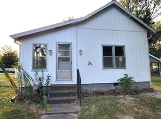 331 S Jasper St, Olney, IL 62450