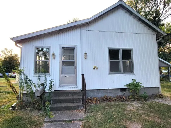331 S Jasper St, Olney, IL 62450