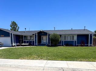 124 Armory Rd, Hawthorne, NV 89415