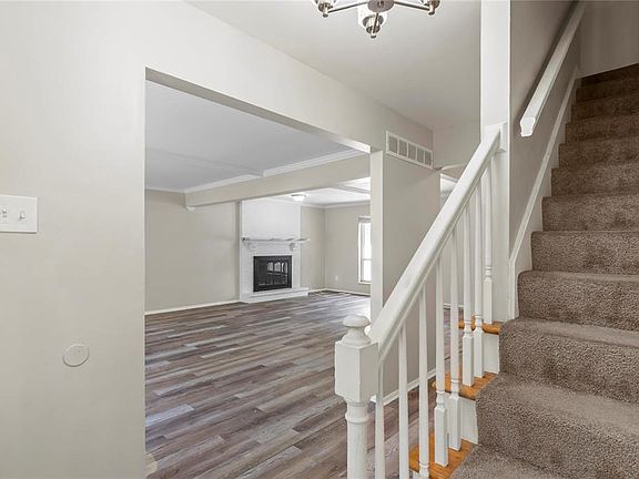 4th image of 14700 Airelle Ct