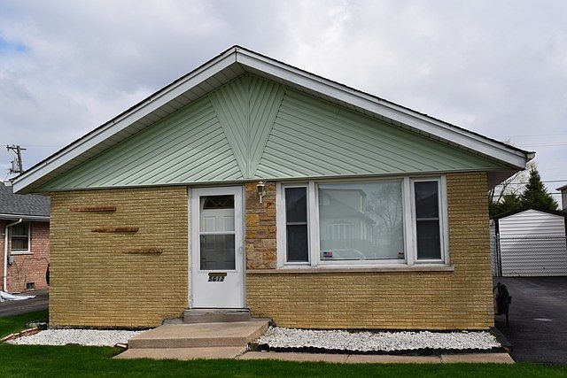1st image of 5612 W 88th St