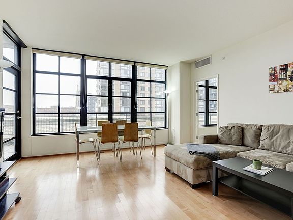 5th image of 437 New York Ave NW APT 510