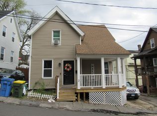2 Willow Ct, Waterbury, CT 06710