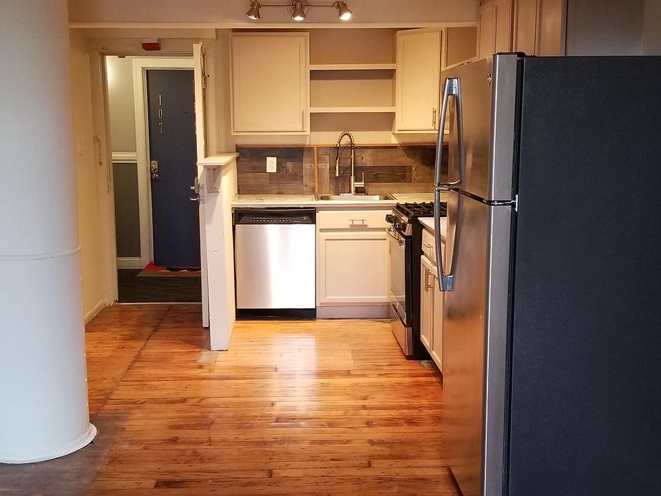 1st image of 1331 Lombard St #102