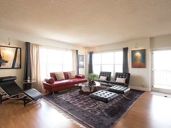 5th image of 3550 Galt Ocean Dr APT 807
