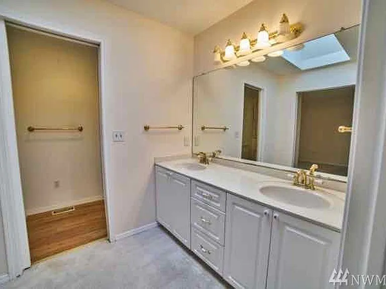 4118 209th Pl NE — Photo 14