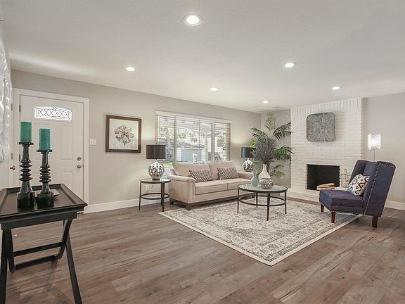 2nd image of 6055 Keats Cir