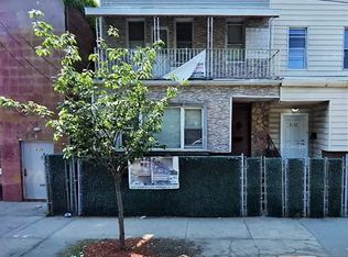 41-24 58th St #2, Woodside, NY 11377