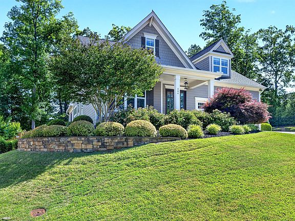 4th image of 304 Sunset Glade Cir