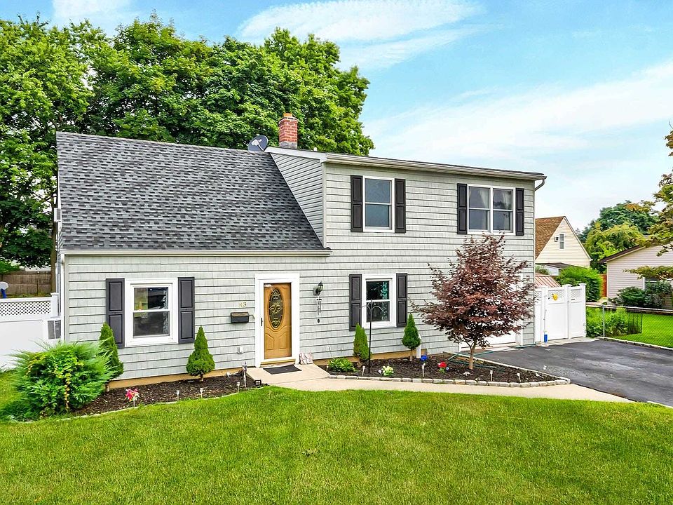 1st image of 43 Hollow Ln