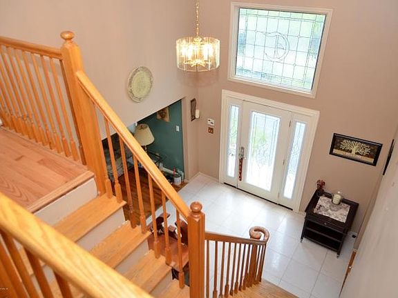 2nd image of 26 Gladwin Ave