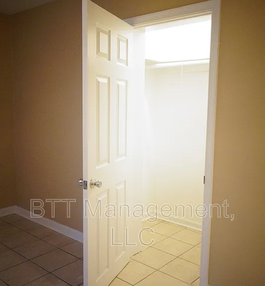 806 Houston Ave #4 — Photo 12