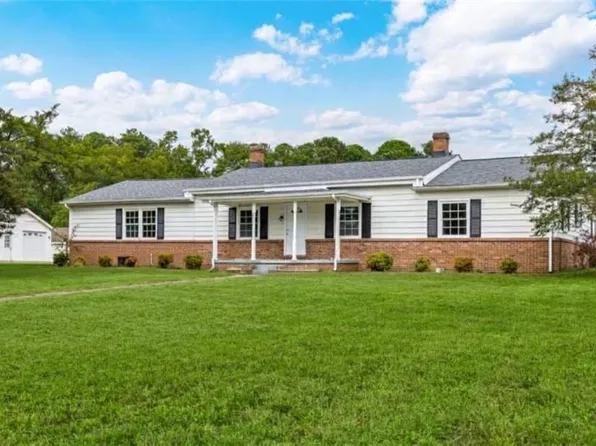 1500 W End Dr, Emporia, VA 23847