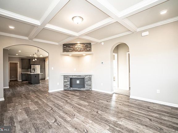 5th image of 38633 Patent House Ln