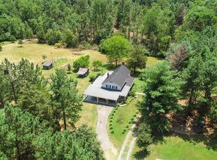 389 Fairmont Rd, Gretna, VA 24557