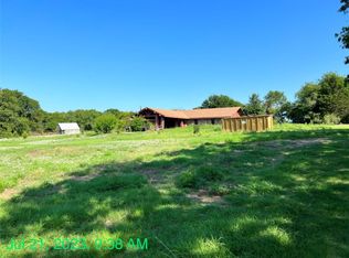 318 Andrews Rd, Ennis, TX 75119