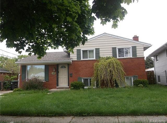 1st image of 9411 Blaty St