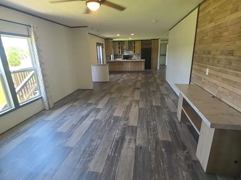 175 Oak Ln — Photo 12