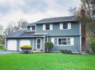 4 Pauline Ct East, East Greenbush, NY 12061