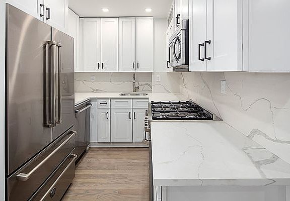 4th image of 35-20 Leverich St #631