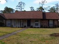 1st image of 1 Woodhue Ct