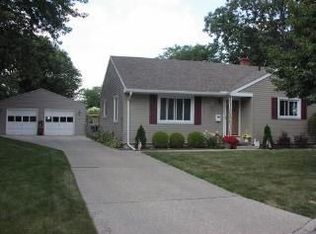 1113 Westfield Dr, Maumee, OH 43537