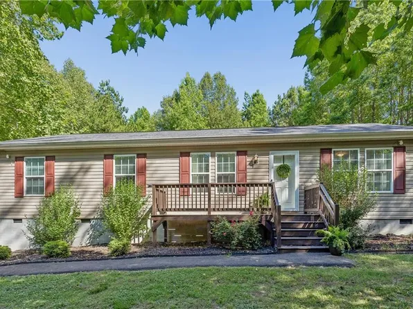 14290 Courthouse Hwy, Smithfield, VA 23430