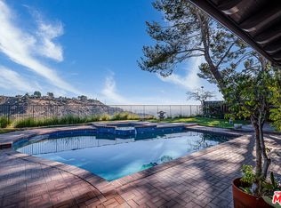 2320 Apollo Dr, Los Angeles, CA 90046