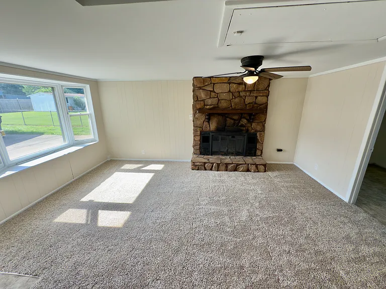 222 Yorktown Rd — Photo 22