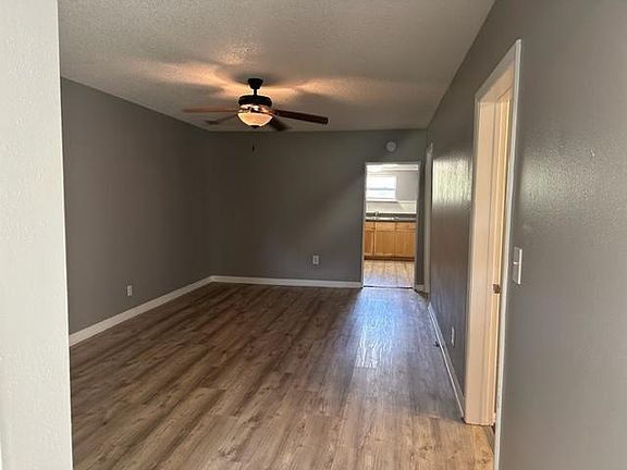 3rd image of 3071 Date St