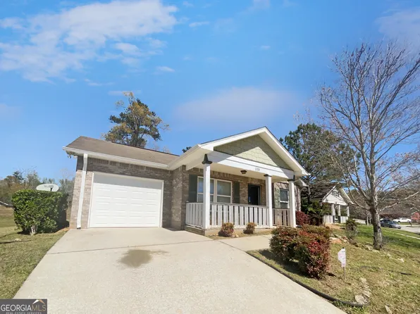 1153 Dunivin Dr, Jonesboro, GA 30238